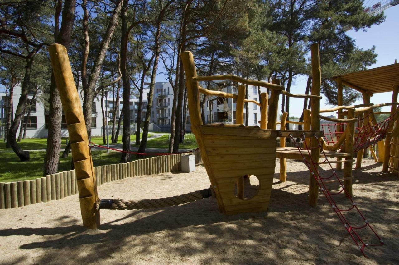Nadmorski Dwor Wood Apartment Гданськ Екстер'єр фото