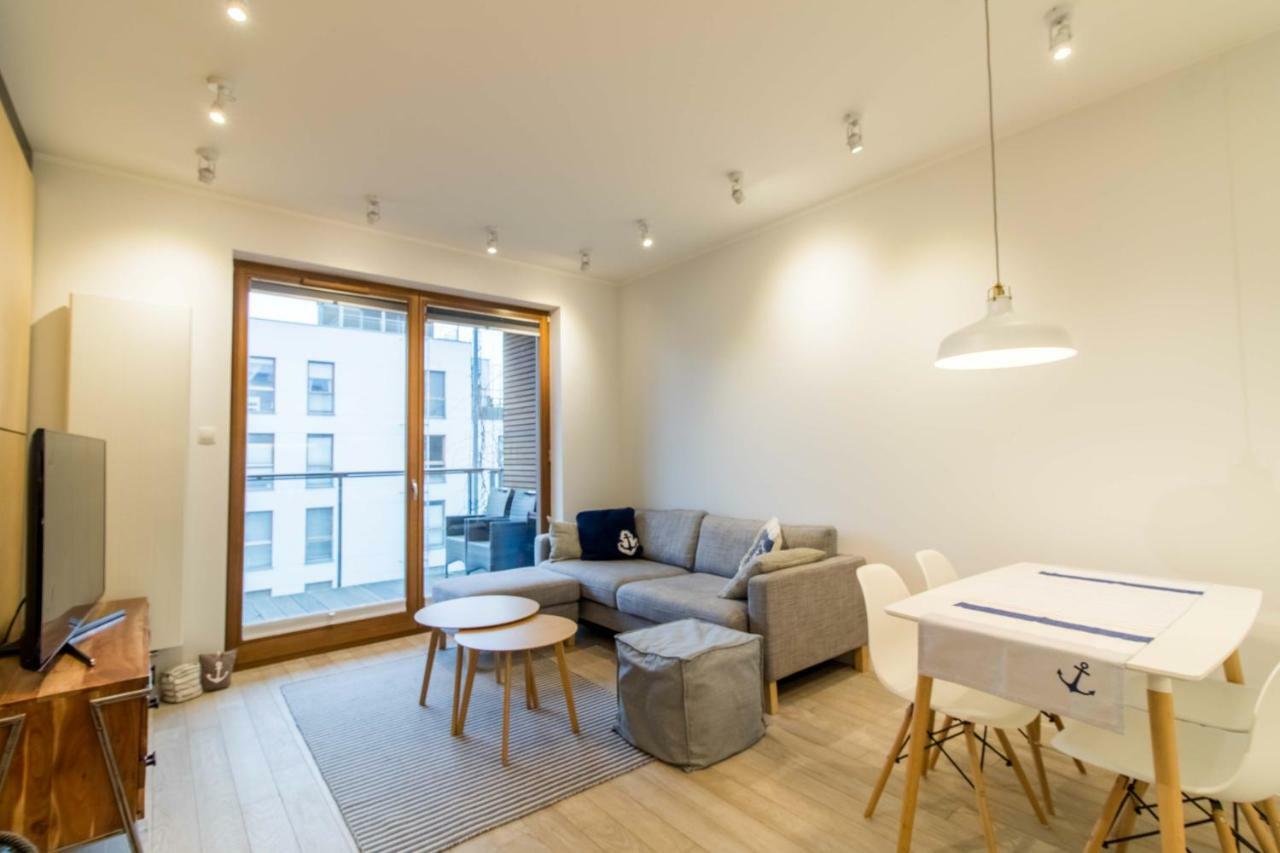 Nadmorski Dwor Wood Apartment Гданськ Екстер'єр фото